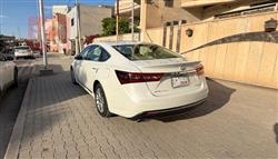 تويوتا أفالون